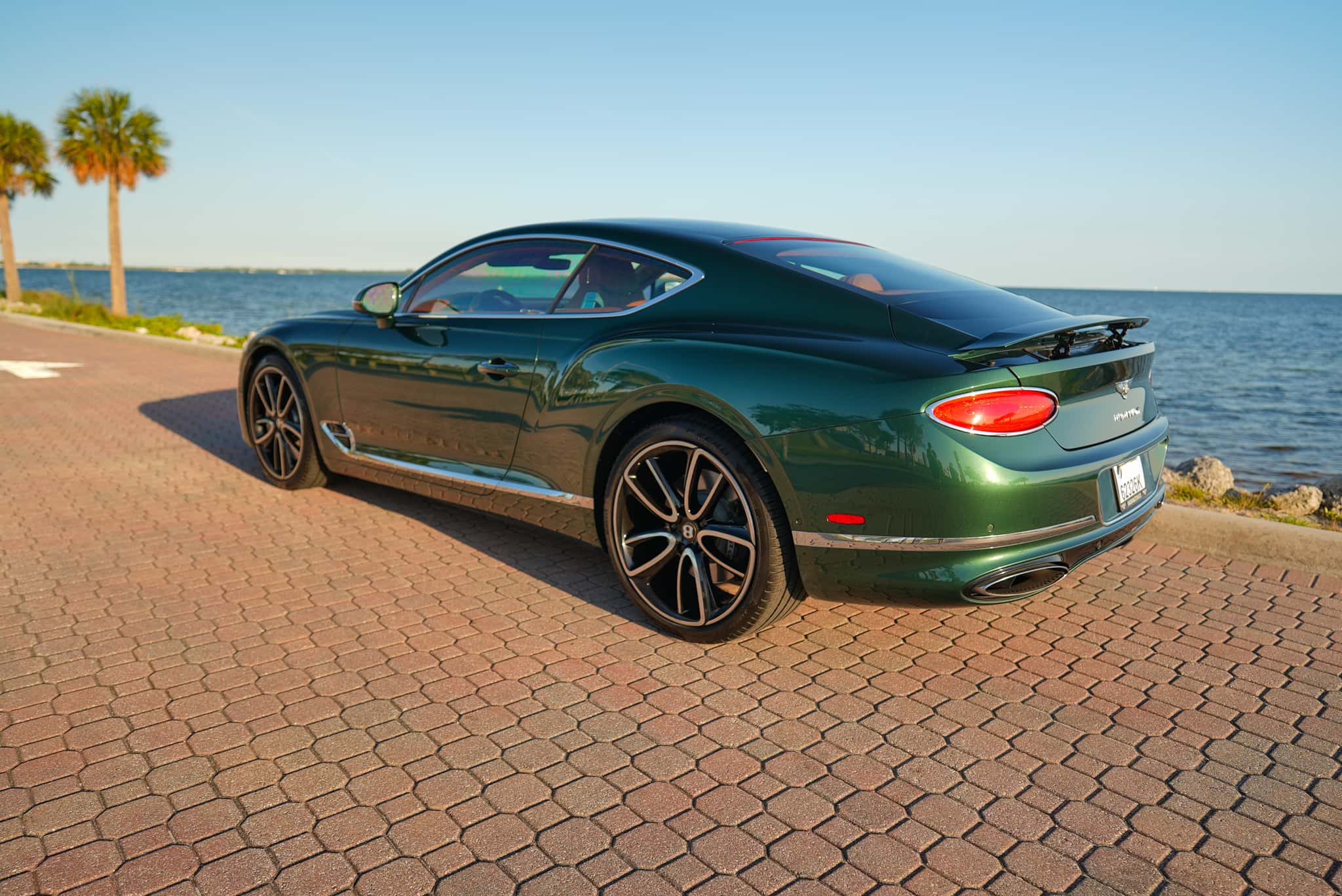 Bentley Continental GT Rental in Fort Lauderdale thumbnail 4