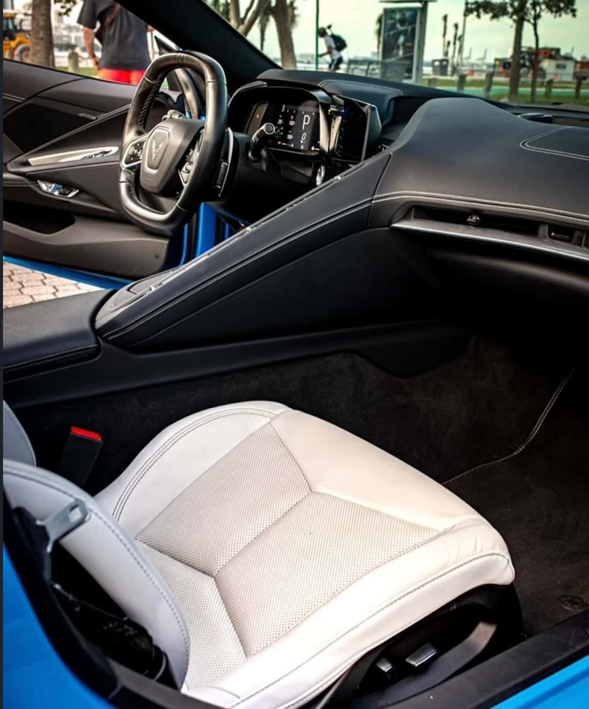 C8 Corvette Rental in Fort Lauderdale thumbnail 4