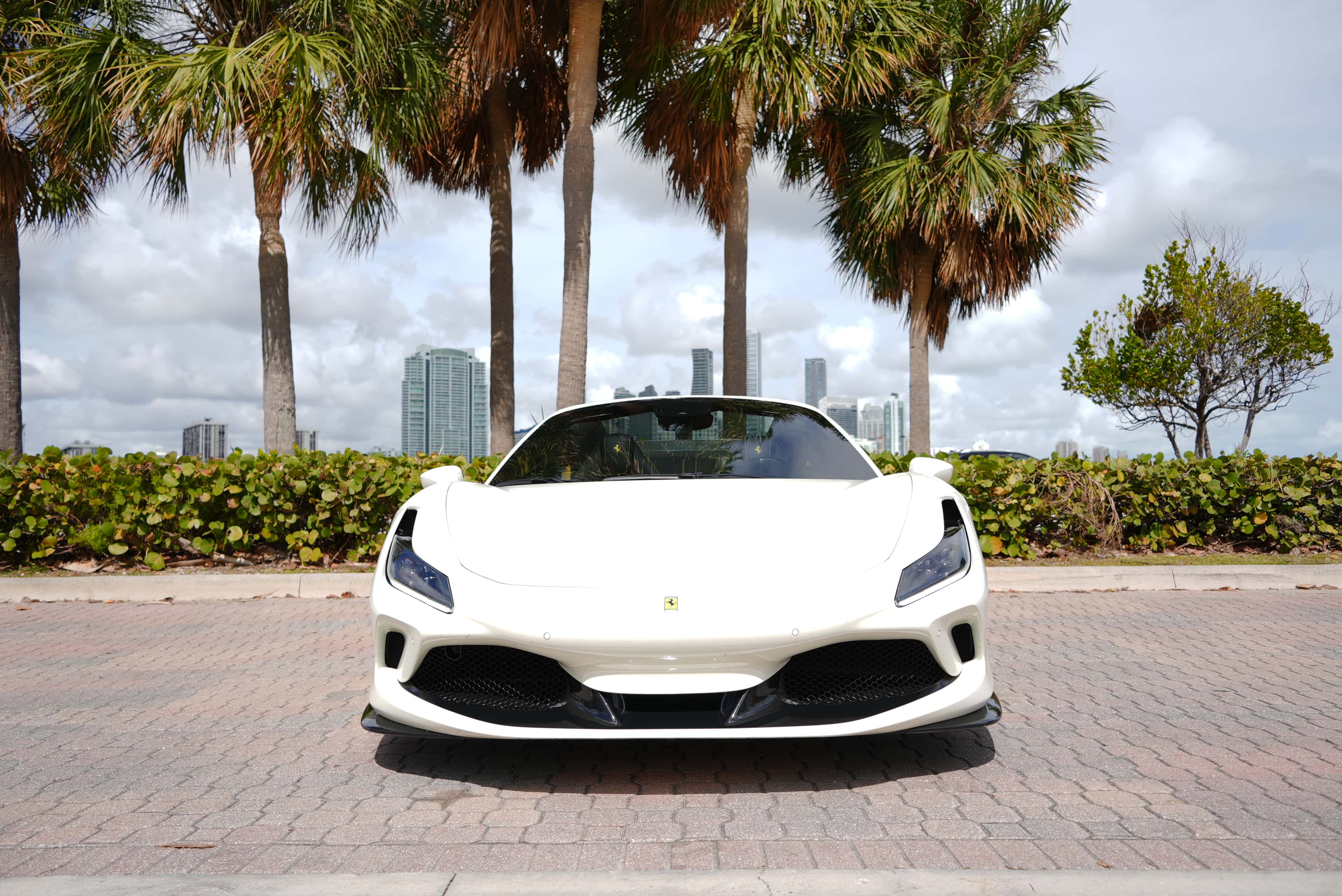 Ferrari F8 Spider Rental in Fort Lauderdale thumbnail 2