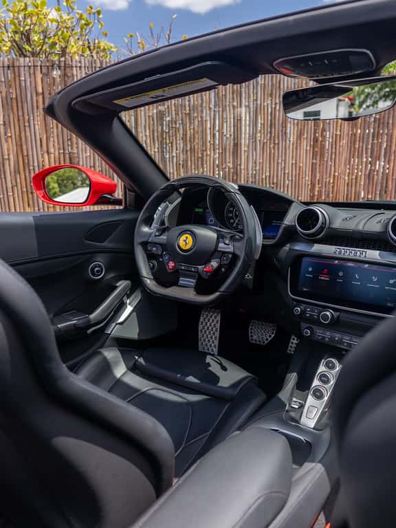 Ferrari Portofino Rental in Fort Lauderdale thumbnail 6