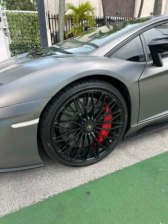 Lamborghini Aventador S Rental in Fort Lauderdale thumbnail 3
