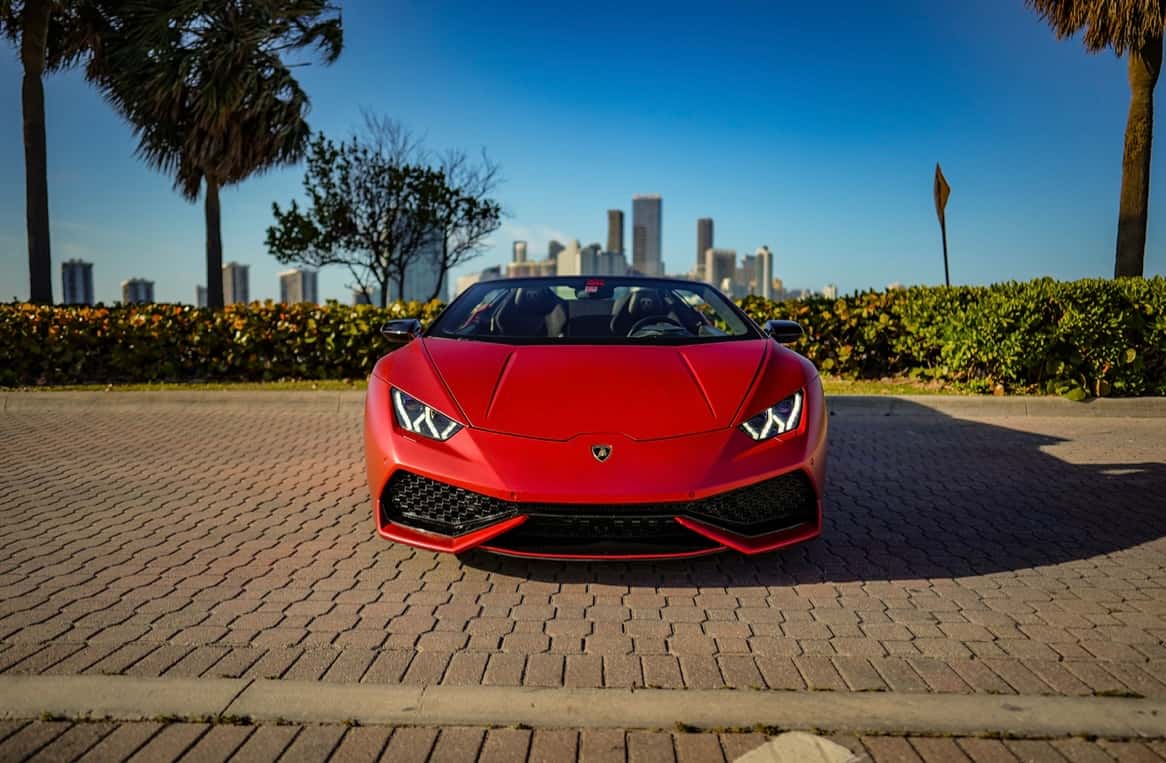Lamborghini Huracan Rental in Miami thumbnail 2