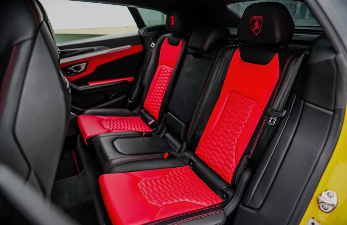 Lamborghini Urus Rental in Fort Lauderdale thumbnail 5