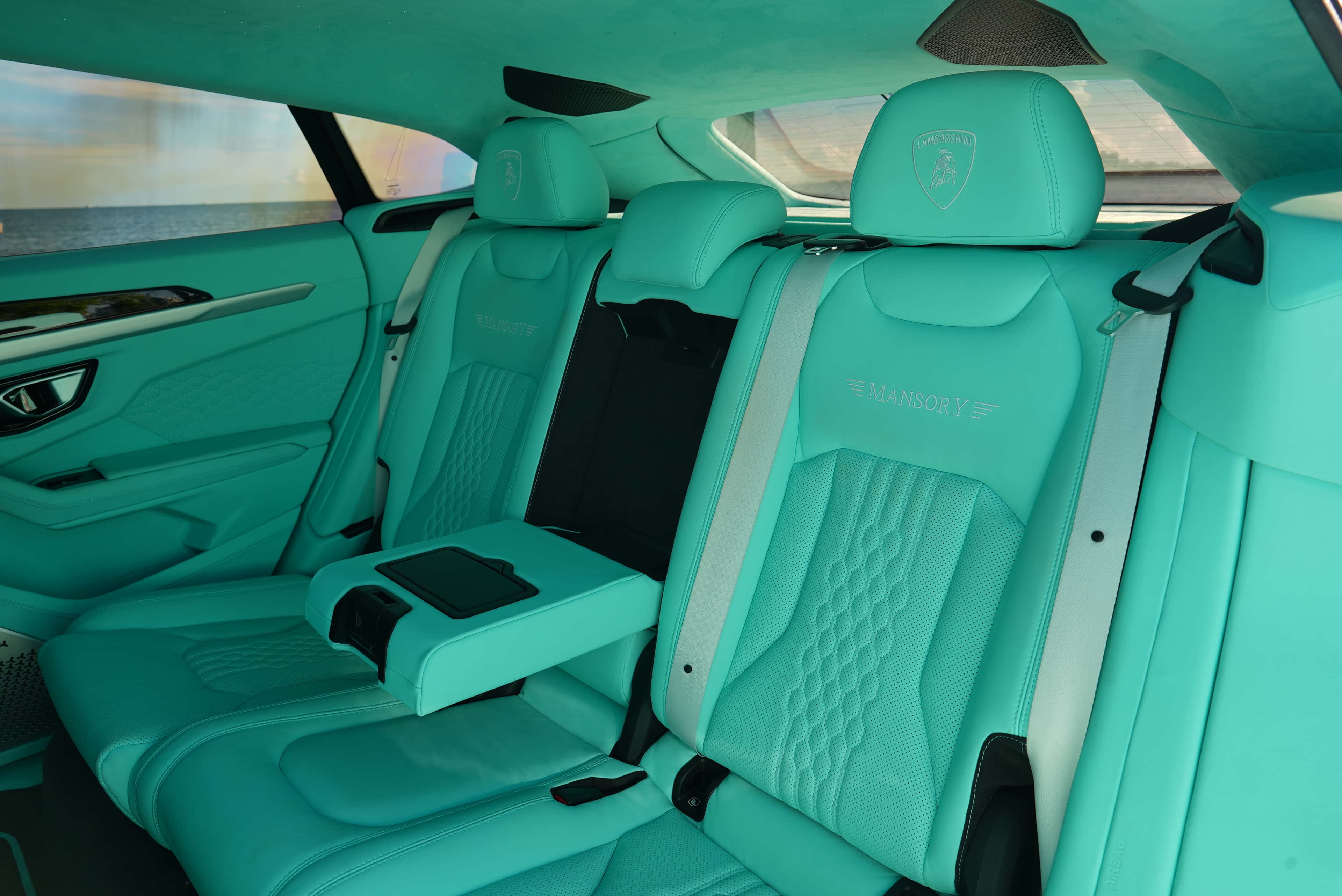 Mansory Lamborghini Urus Rental in Fort Lauderdale thumbnail 8