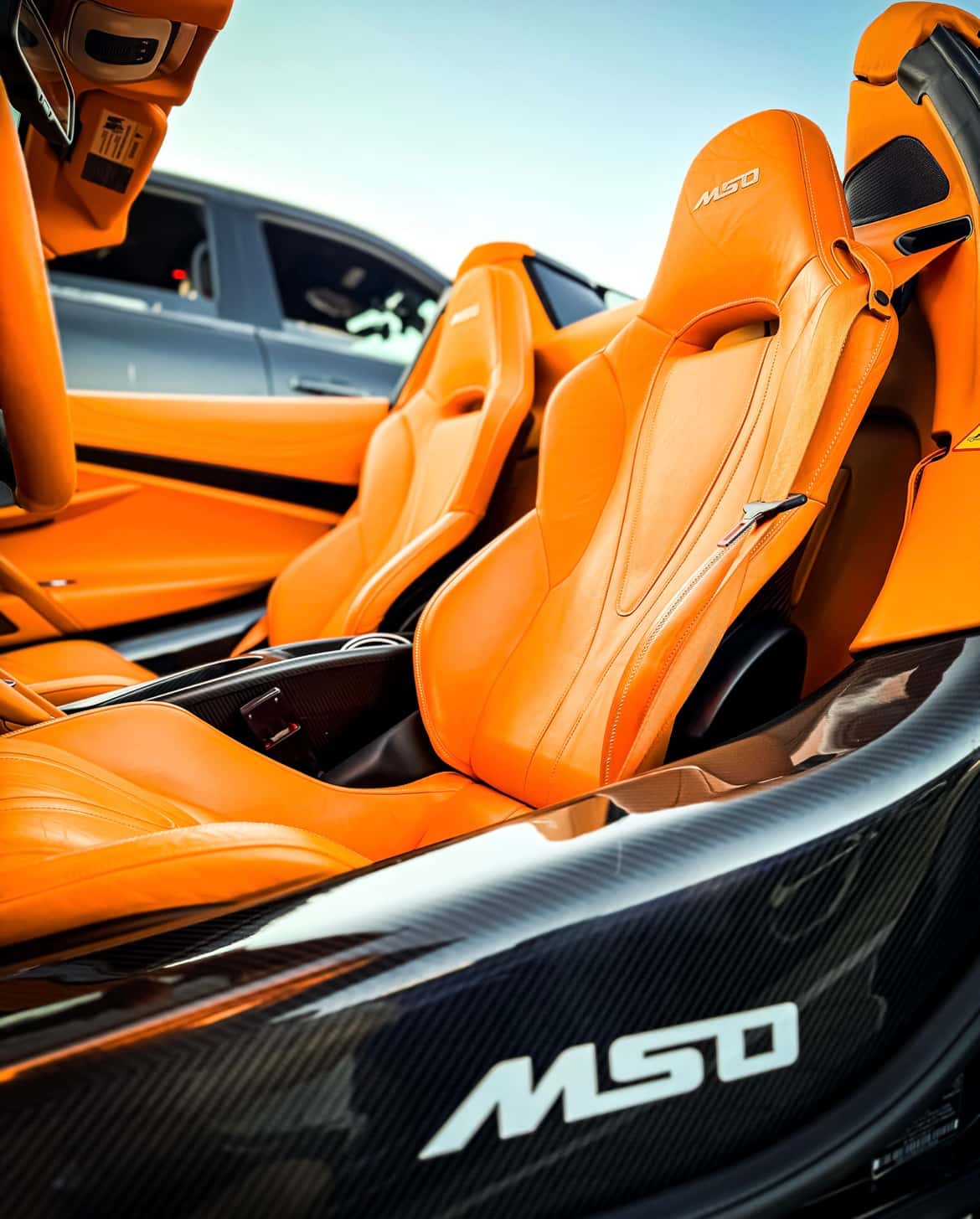 McLaren 765LT thumbnail 6