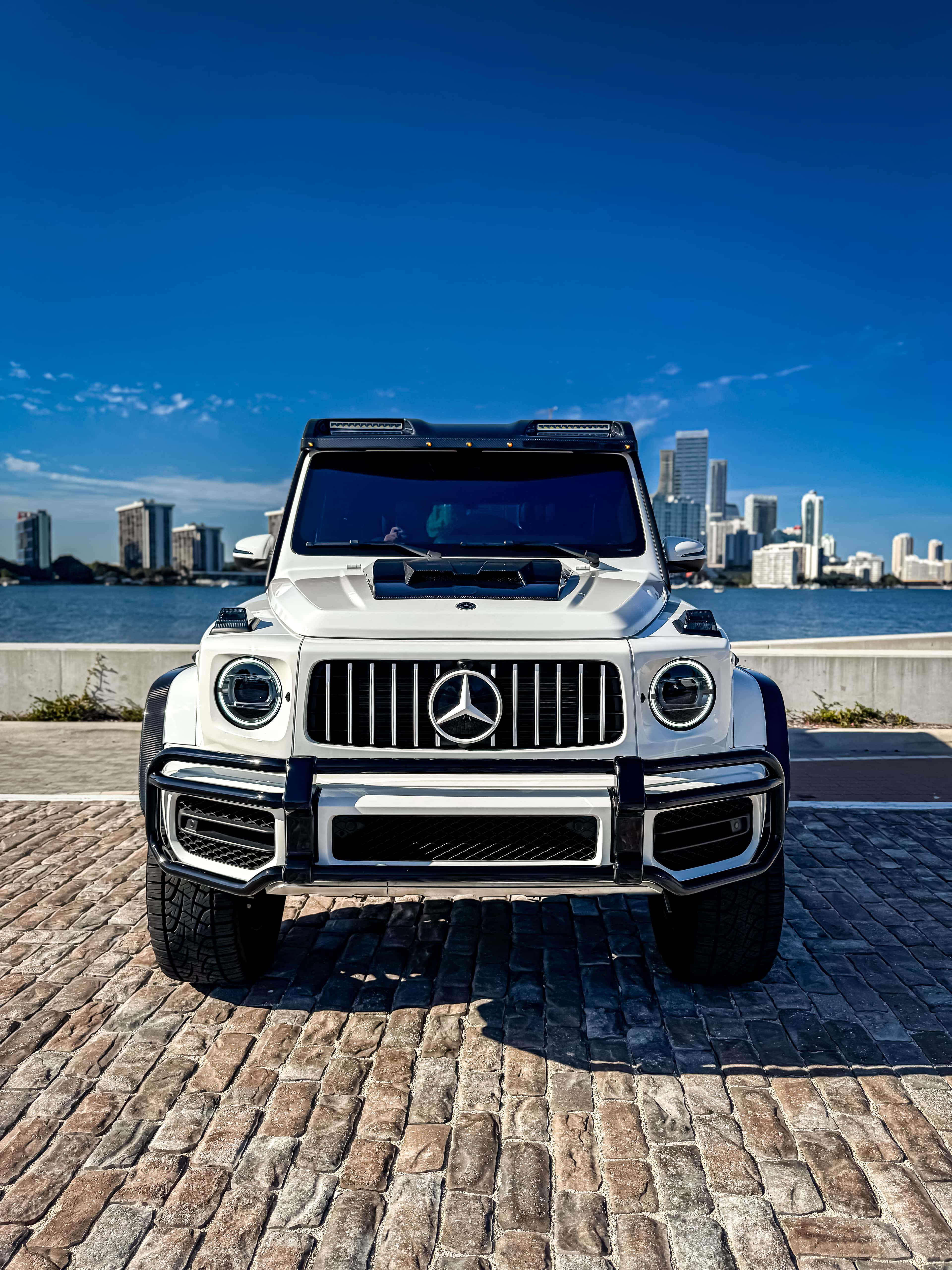 Mercedees G63 AMG Rental in Fort Lauderdale thumbnail 2