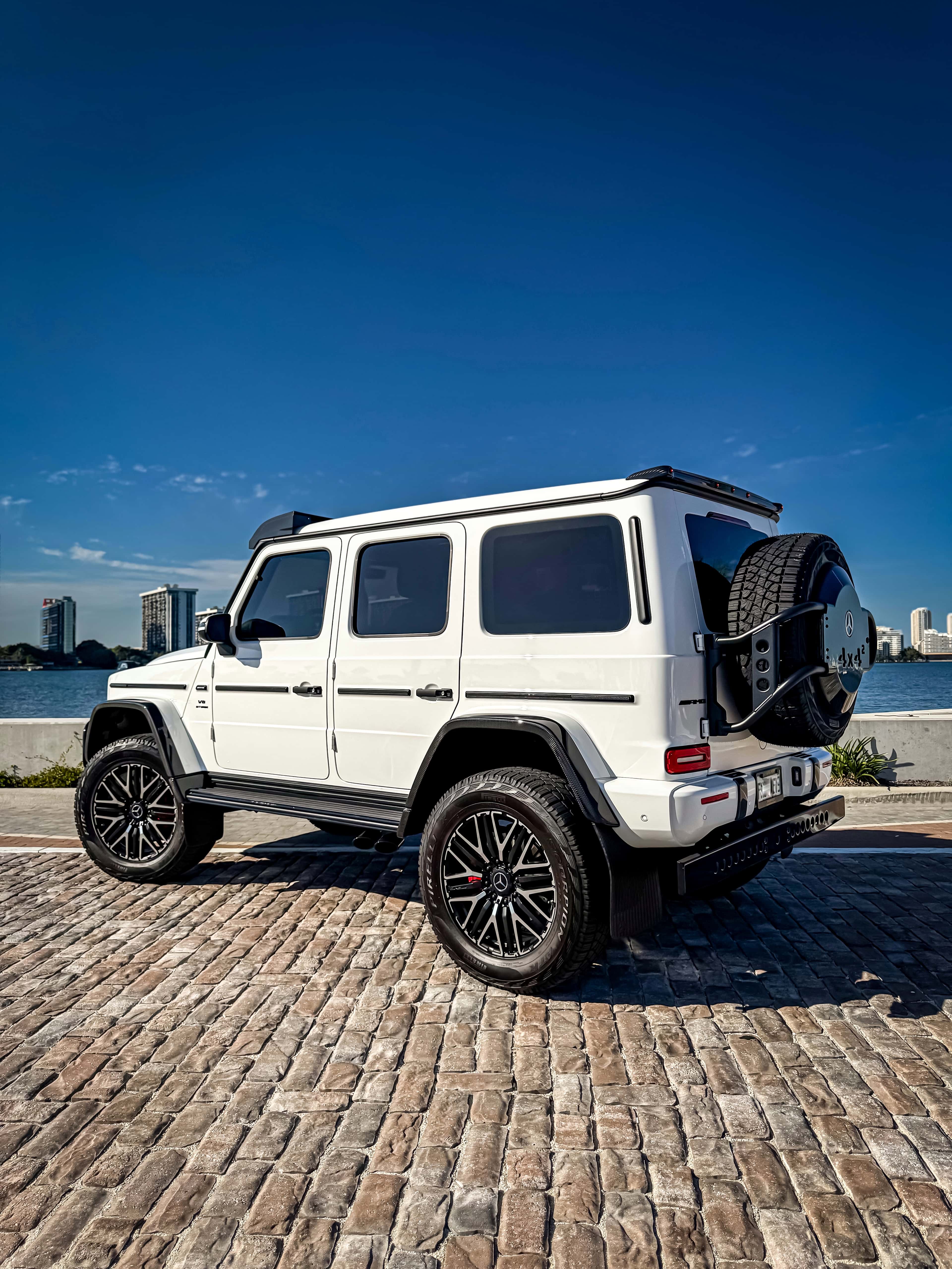 Mercedees G63 AMG Rental in Fort Lauderdale thumbnail 4