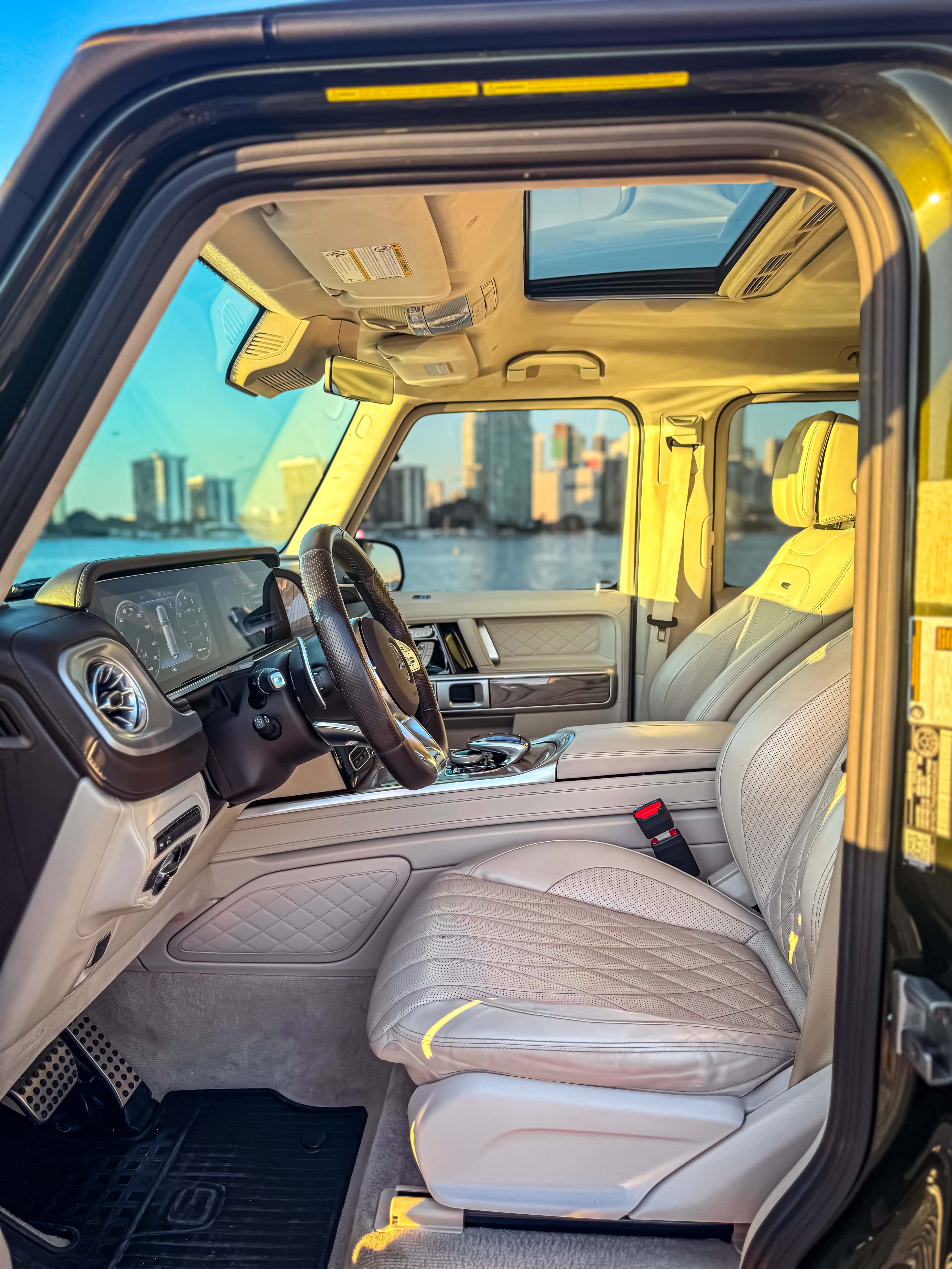 Mercedes G63 AMG Rental in Fort Lauderdale thumbnail 6