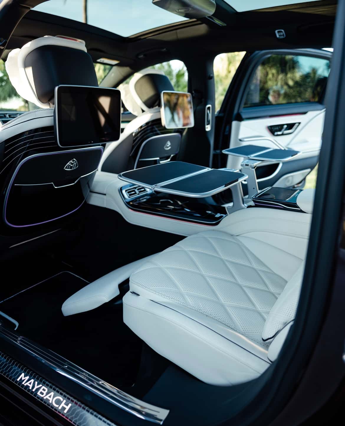 Mercedes Maybach S Class Rental in Miami thumbnail 7
