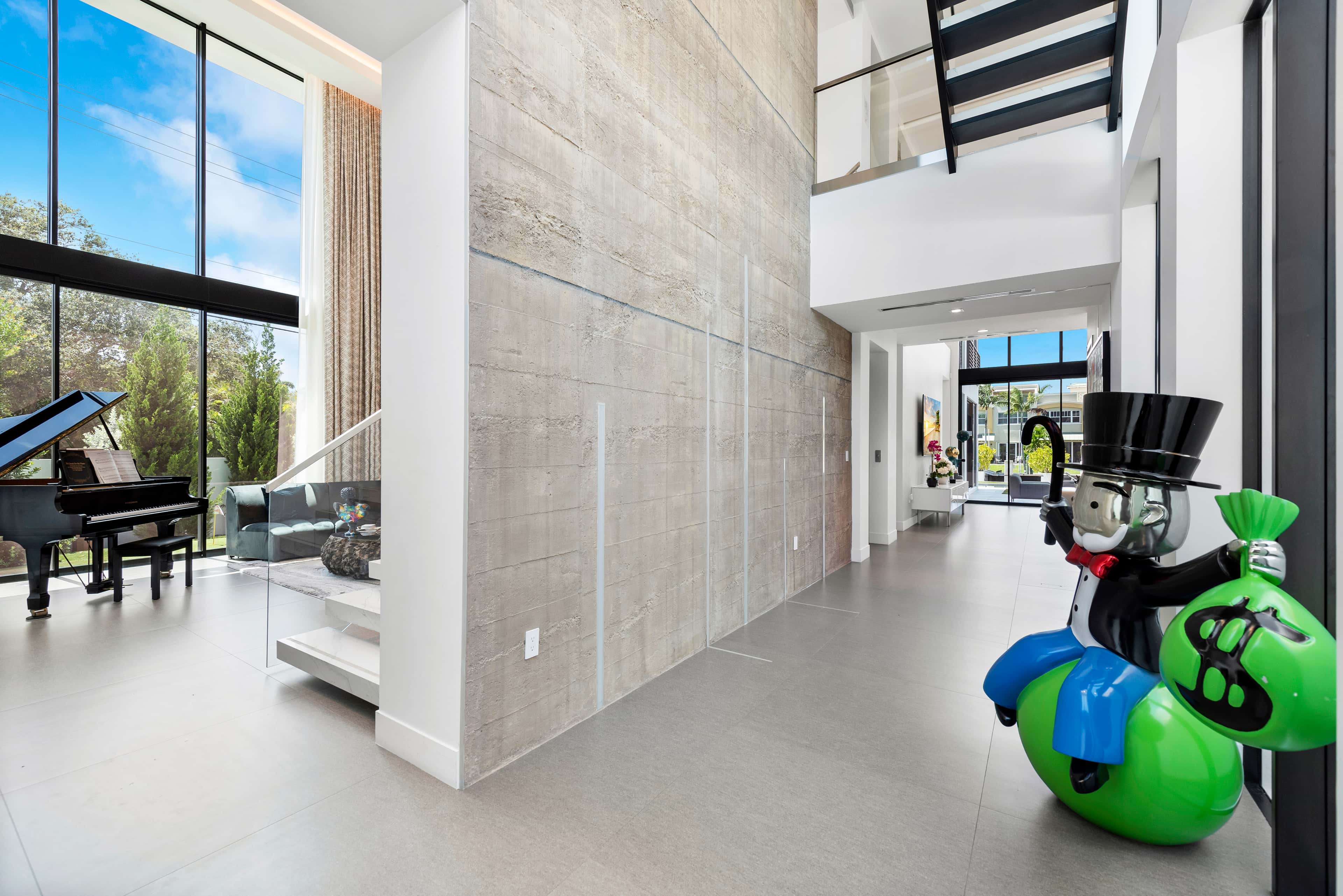 BOARD WALK MANSION Rental in Miami thumbnail 13