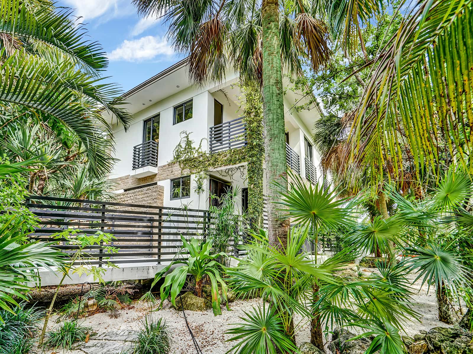 VILLA AMBER Rental in Fort Lauderdale thumbnail 14