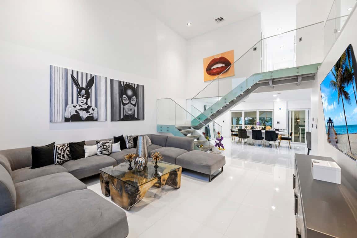 VILLA GLO Rental in Miami thumbnail 10