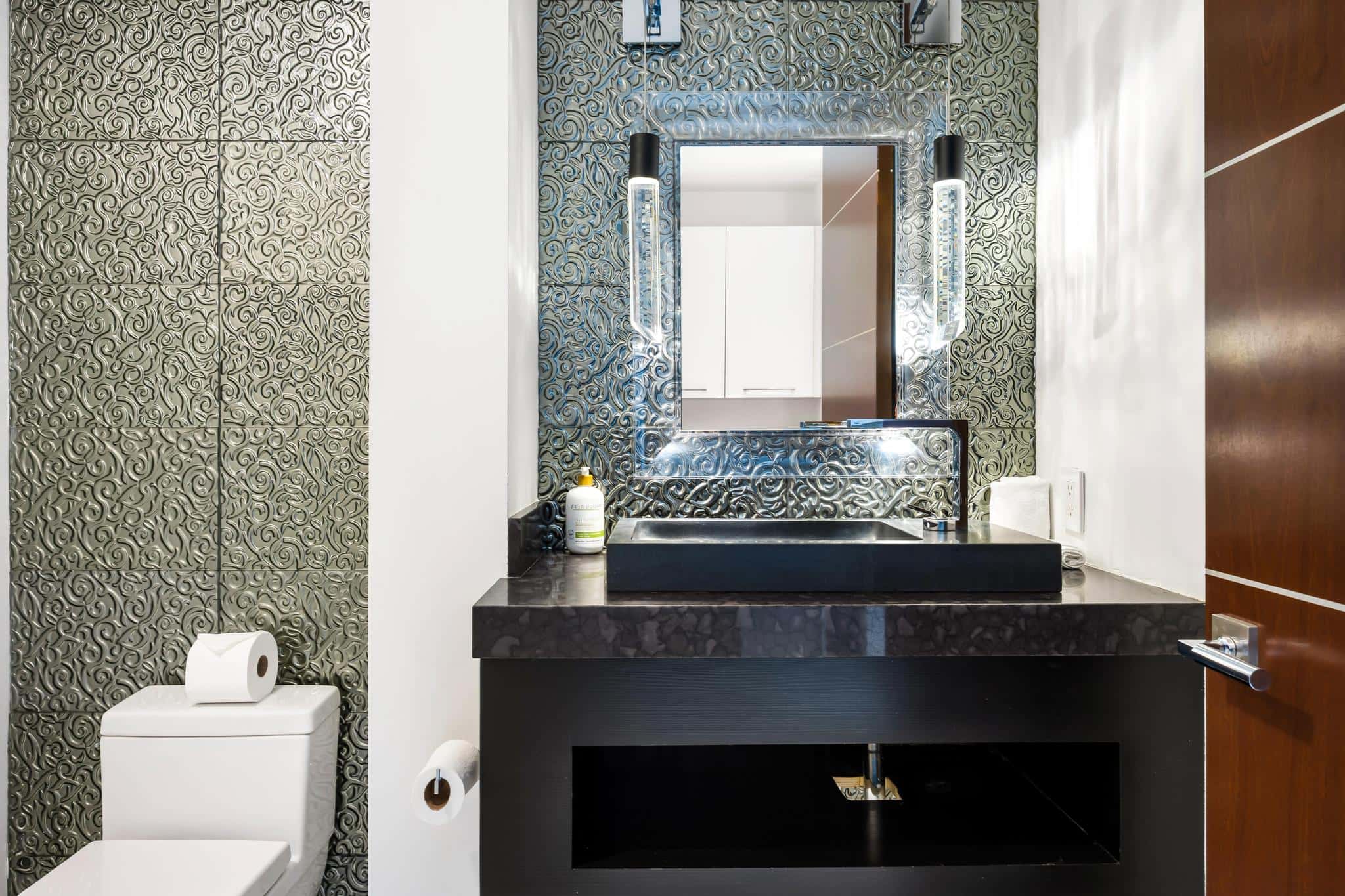 LAS PALMAS ROYAL Rental in Miami thumbnail 10