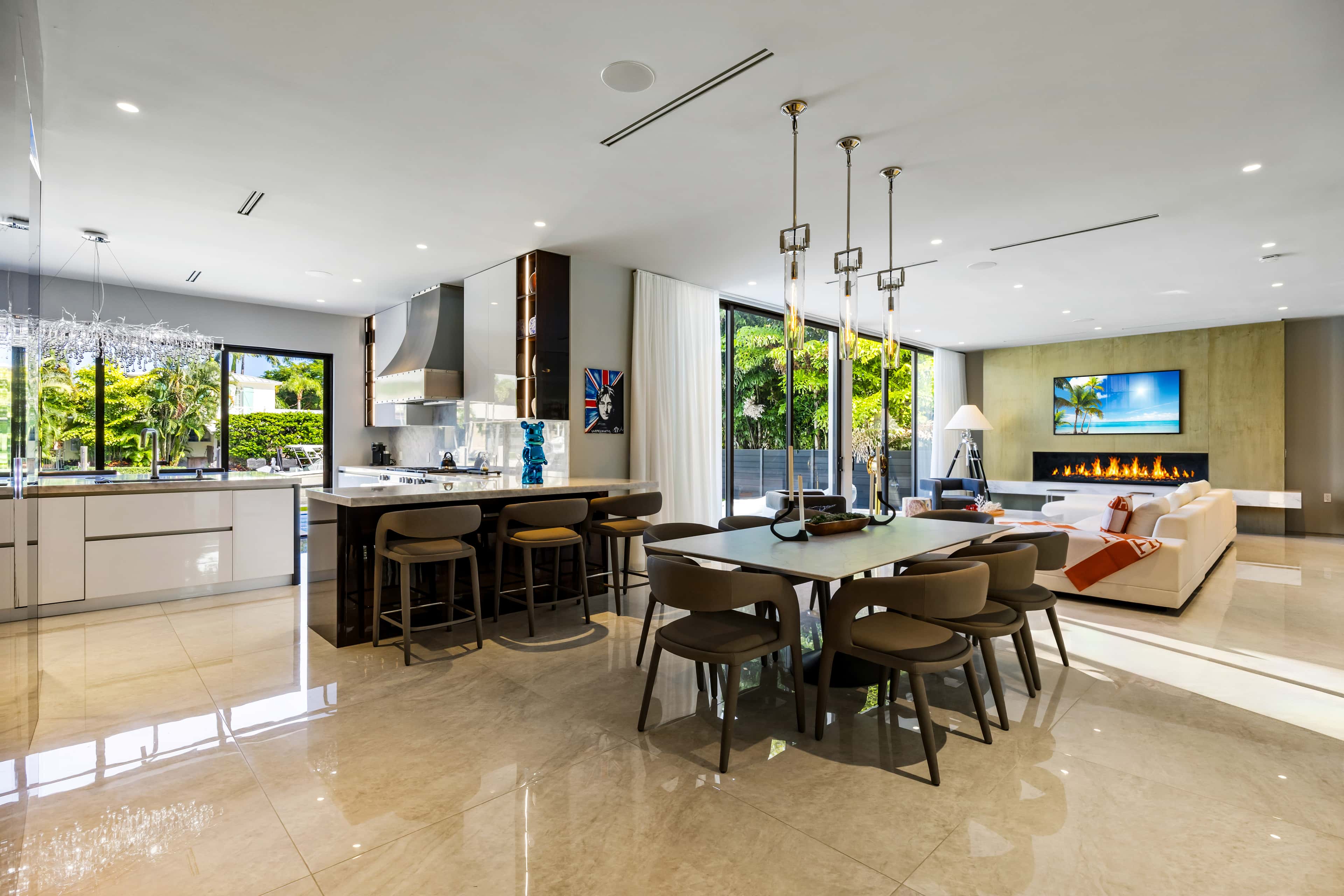 SAN MARCO BLEU Rental in Miami thumbnail 4