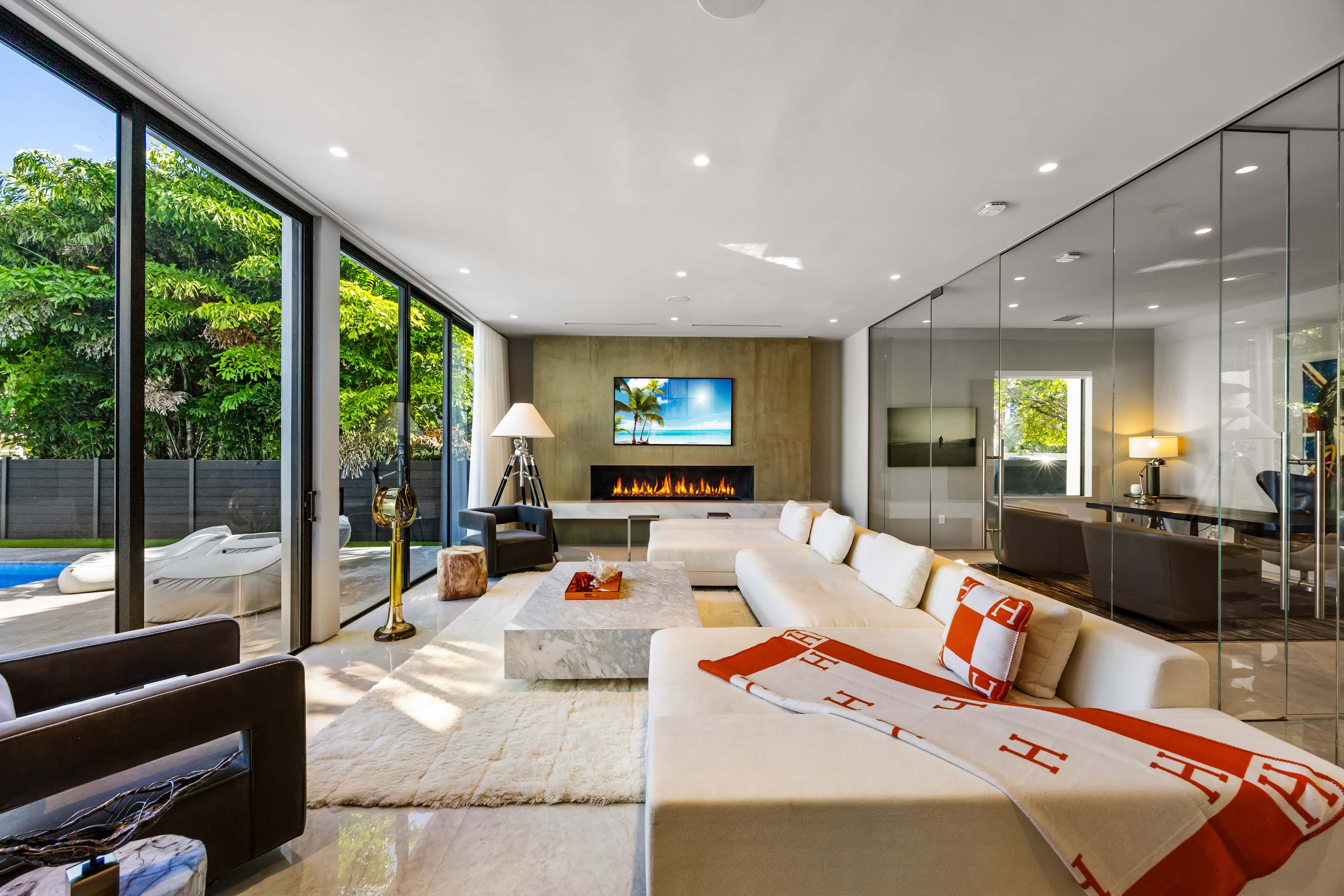 SAN MARCO BLEU Rental in Miami thumbnail 13