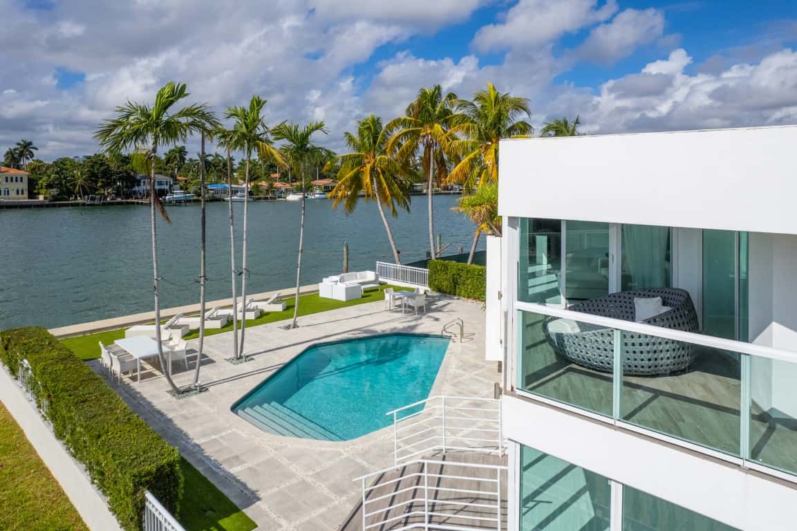 VILLA WYNN Rental in Miami thumbnail 2