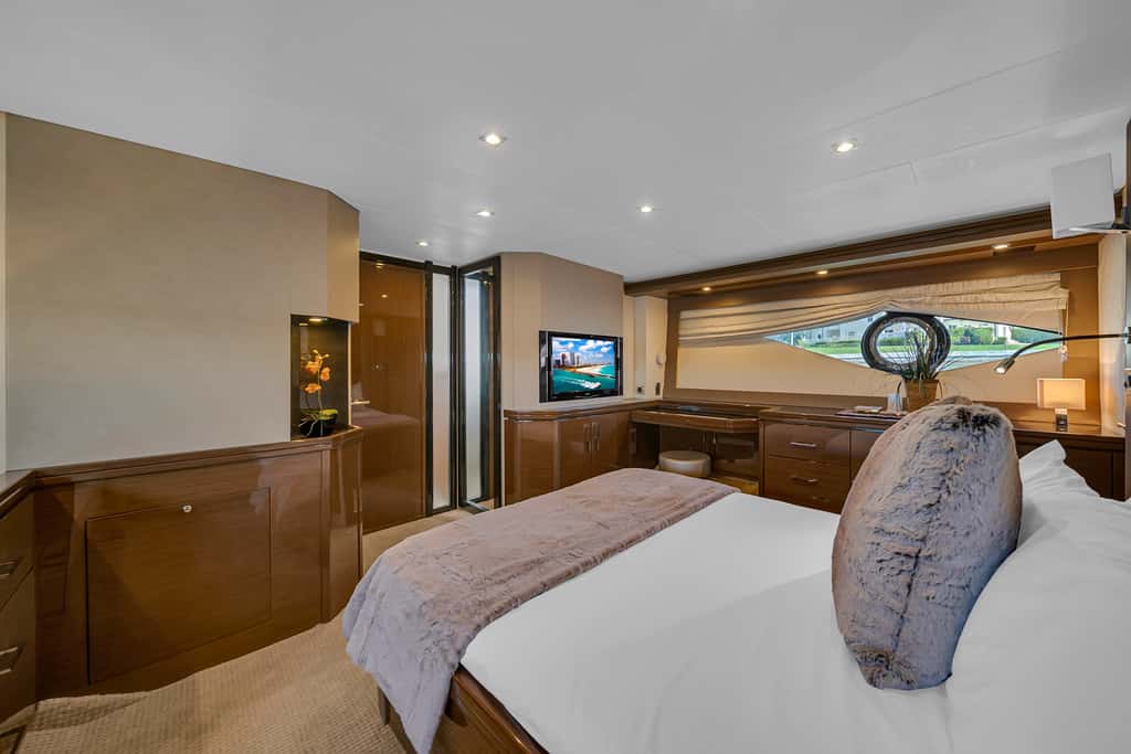 Marquis 66' thumbnail 5