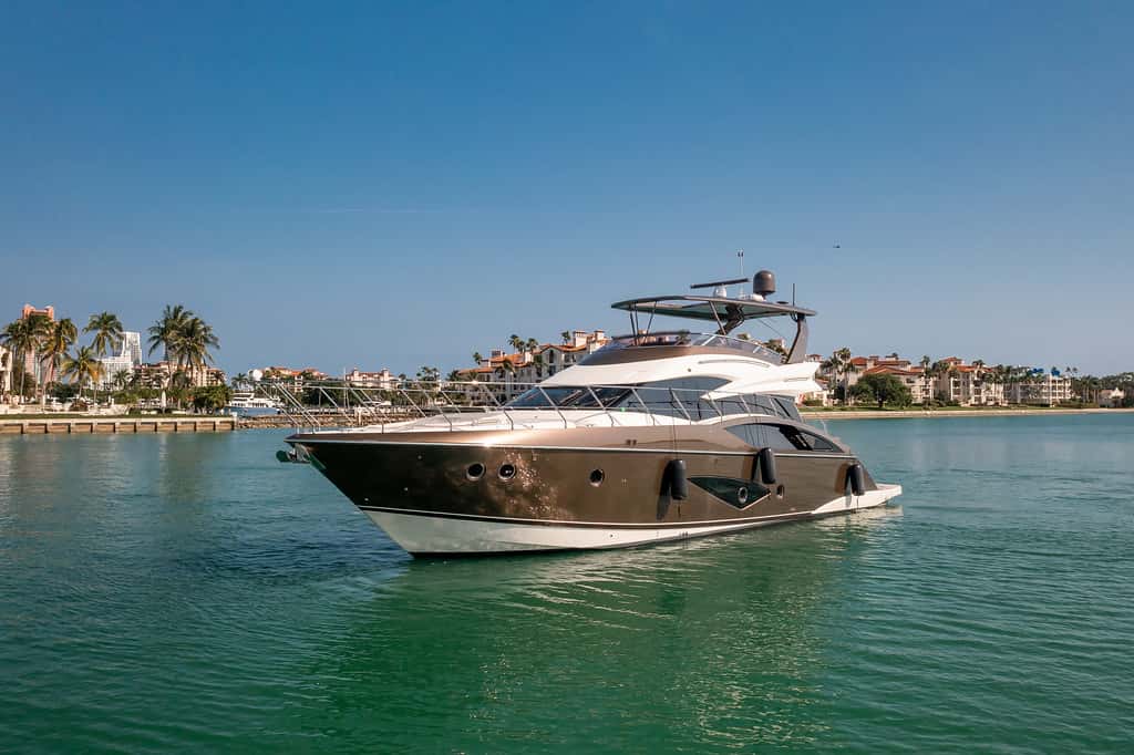 Marquis 66' thumbnail 1