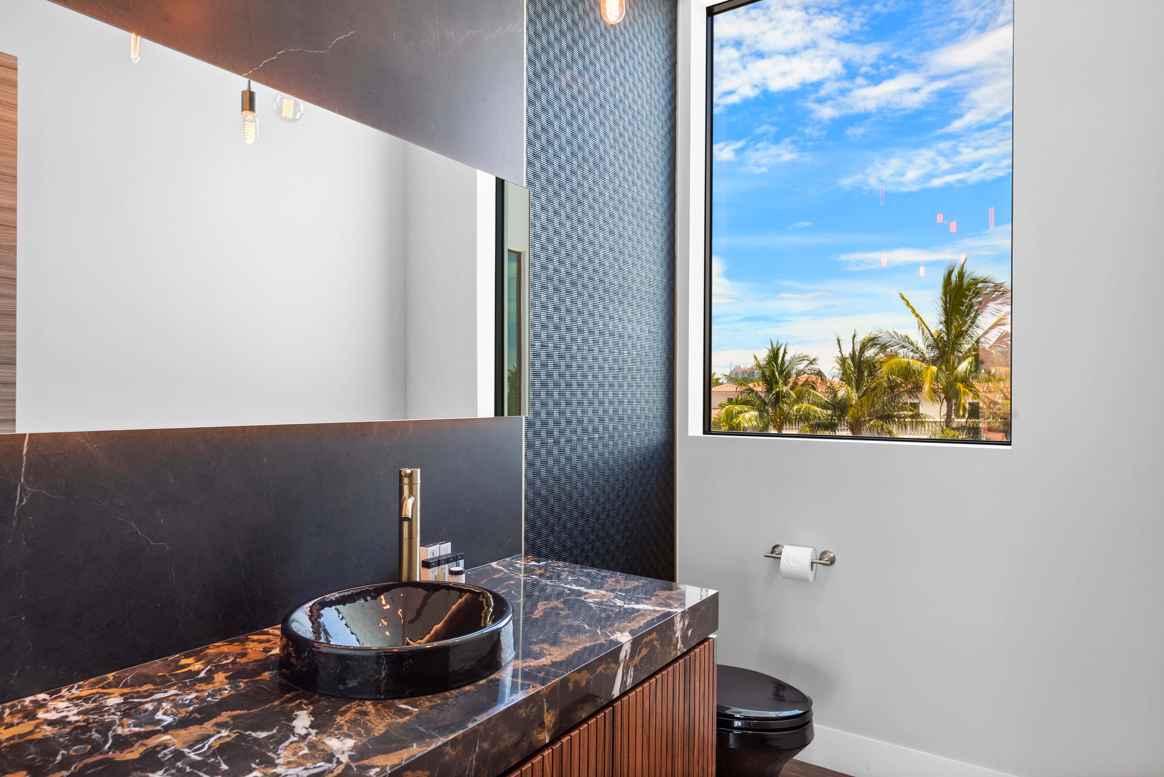 BOARD WALK MANSION thumbnail 12