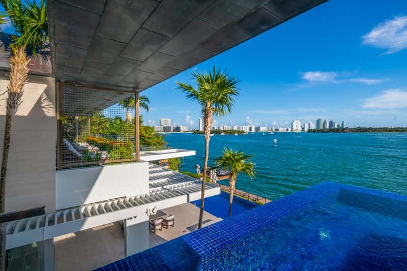 VILLA LUX thumbnail 3