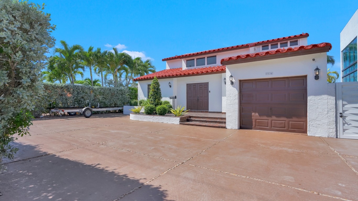 VILLA LINDA - Image 1