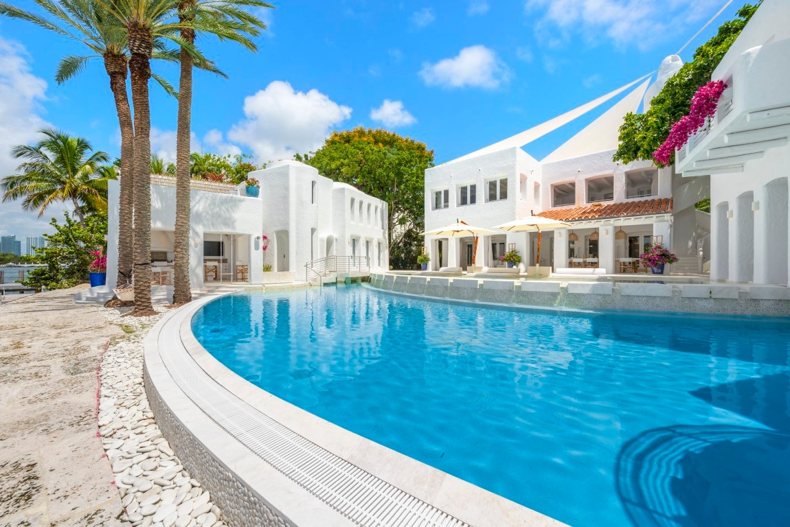 VILLA MYKONOS - Image 1