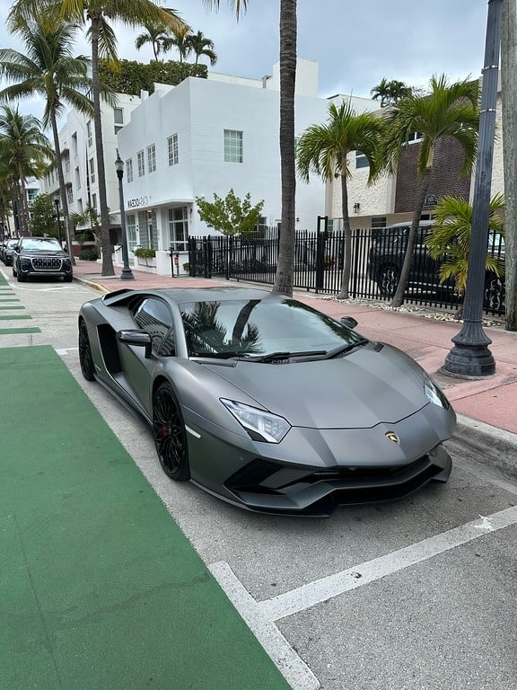 Lamborghini Aventador S - Image 1