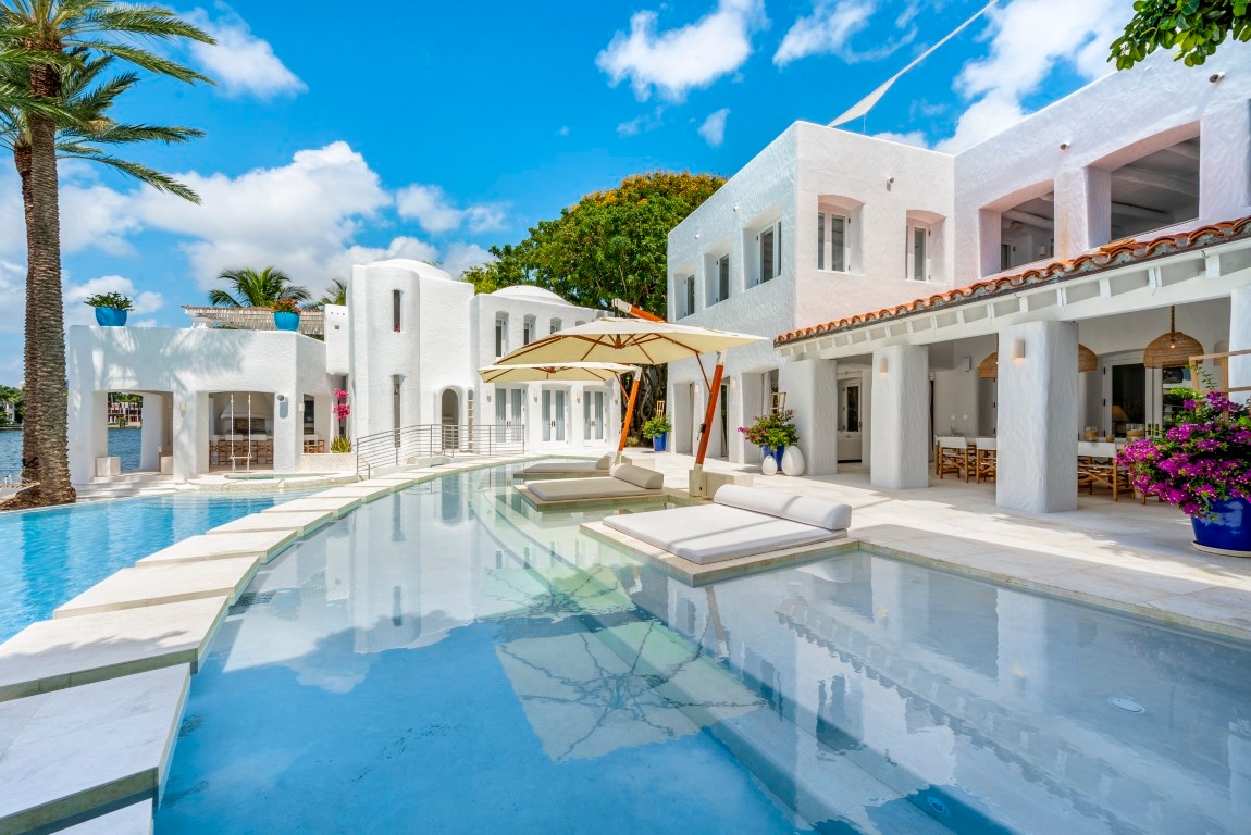 MYKONOS Rental in Miami - Image 1