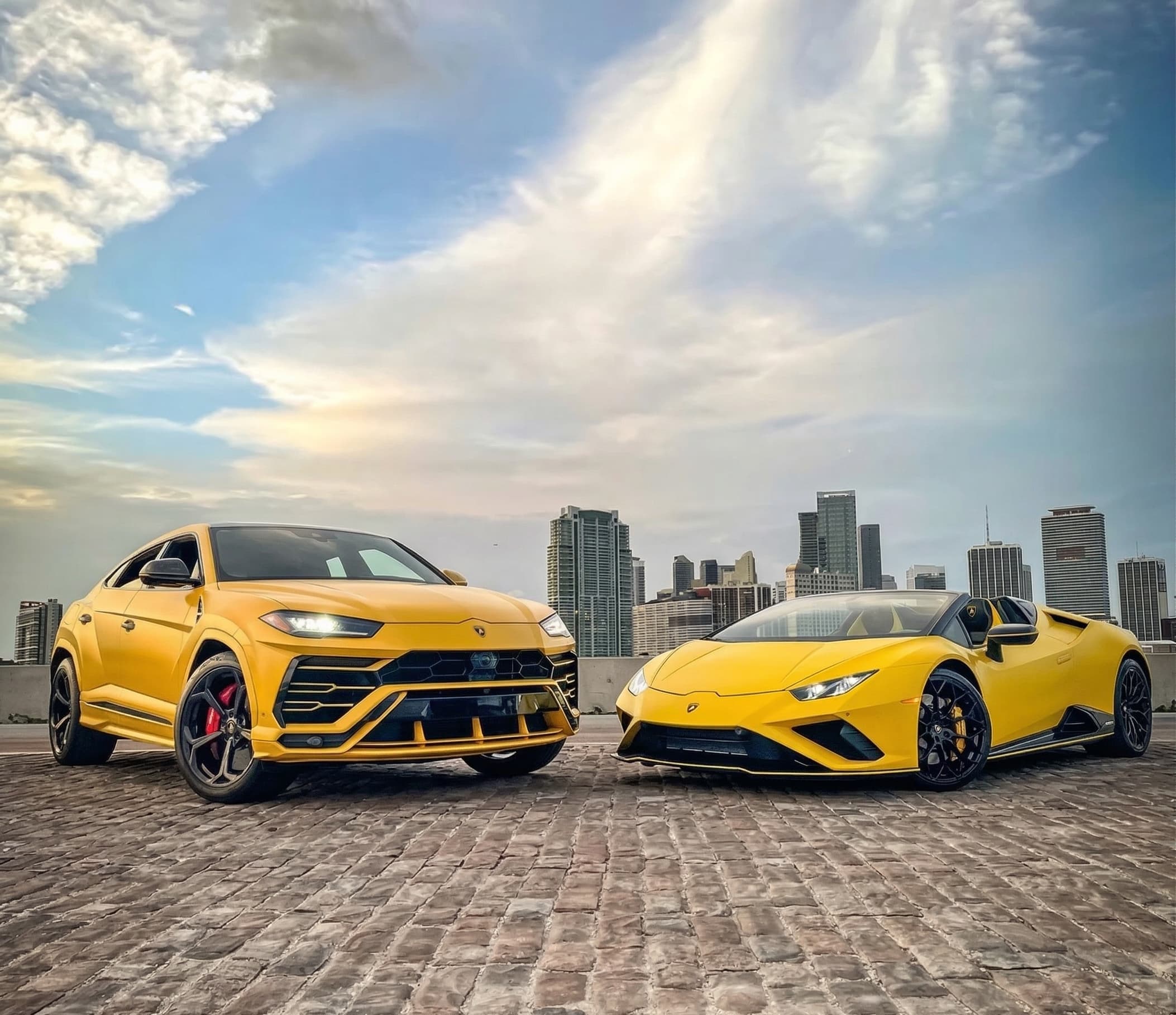 Lamborghini Urus vs Huracan: Which Should You Rent in Miami? Miami